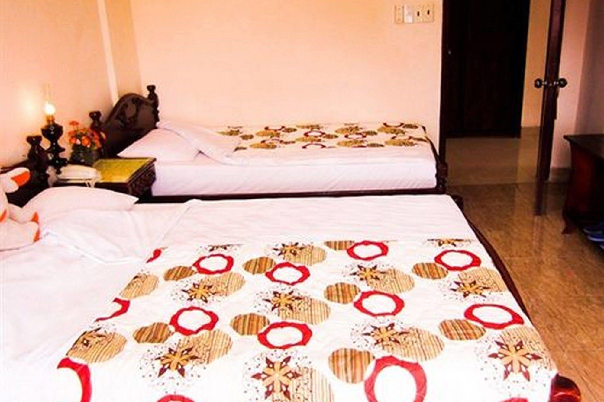 Hotel Binh Minh Sunrise Hue Esterno foto