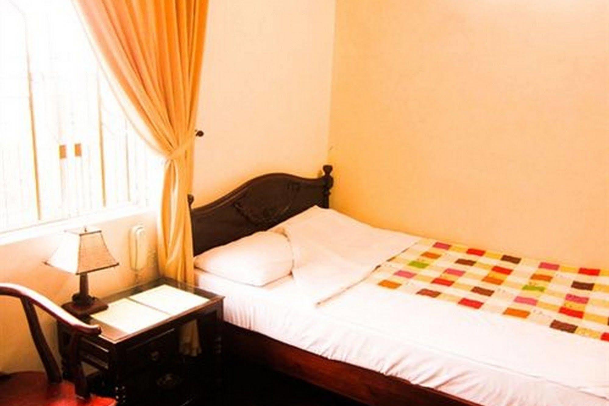 Hotel Binh Minh Sunrise Hue Esterno foto